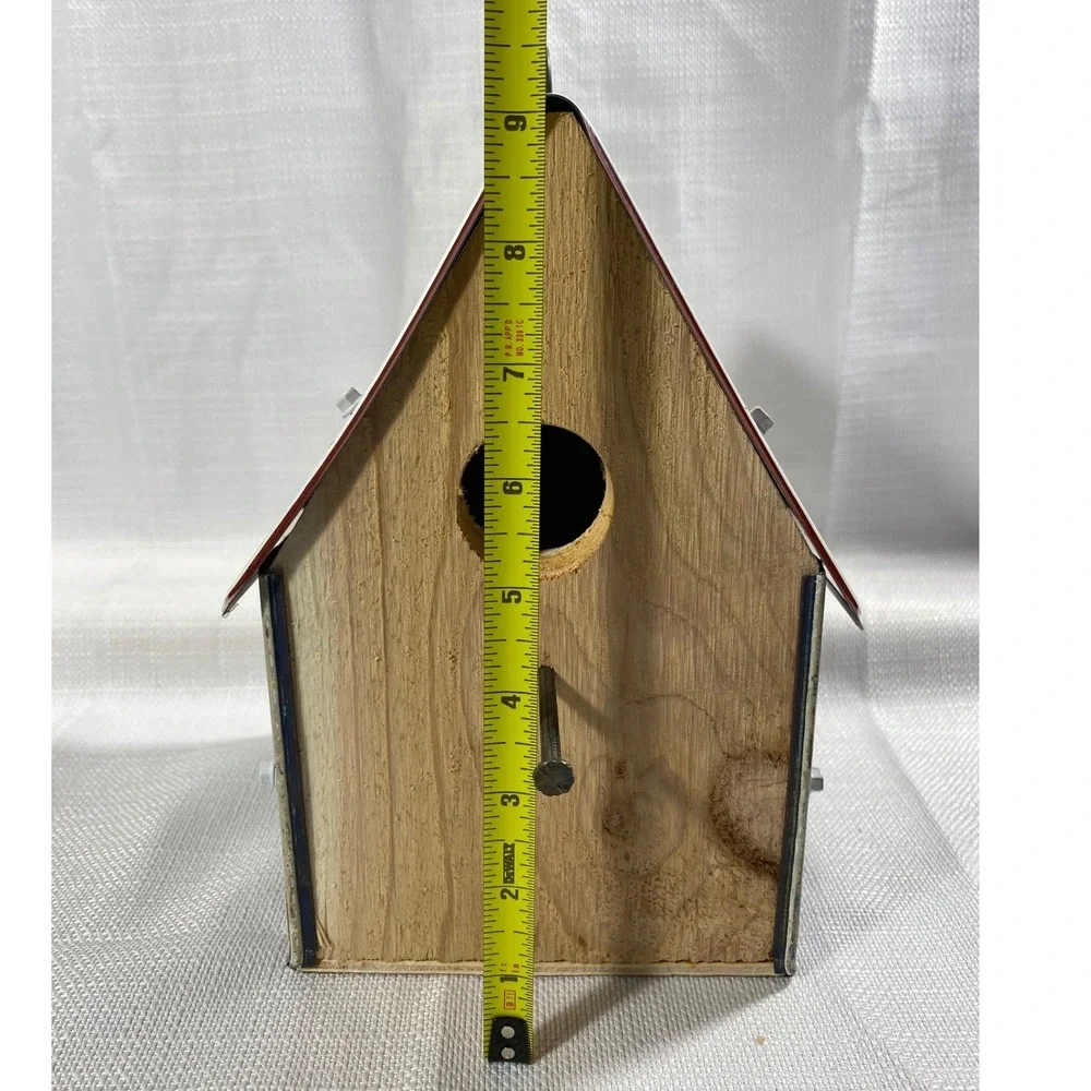 Handmade Vintage Michigan License Plate Birdhouse Cedar Wood Rustic Garden 1969
